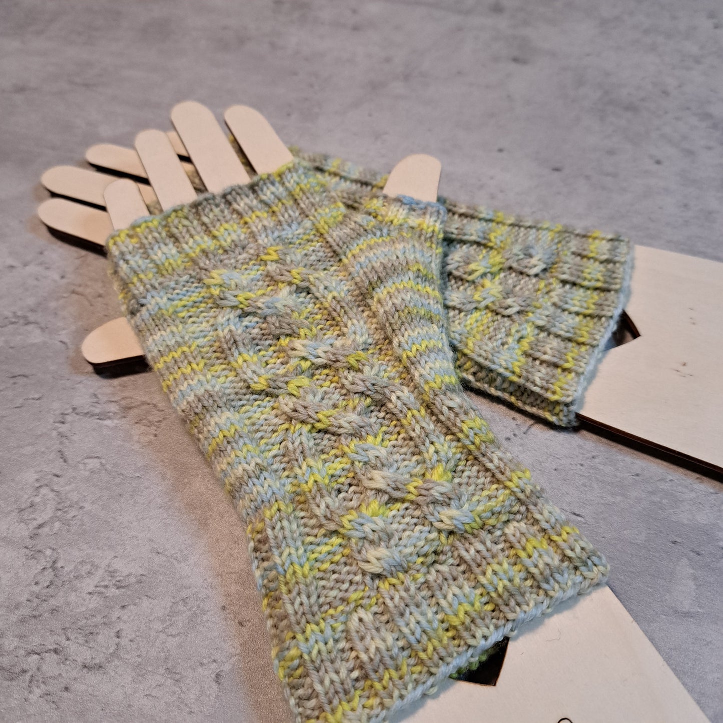 Handknit Fingerless Gloves/Hand Warmers, size small (24-10)