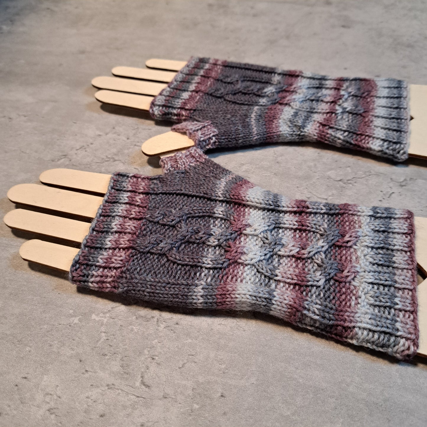 Handknit Fingerless Gloves/Hand Warmers, size small (22-06)