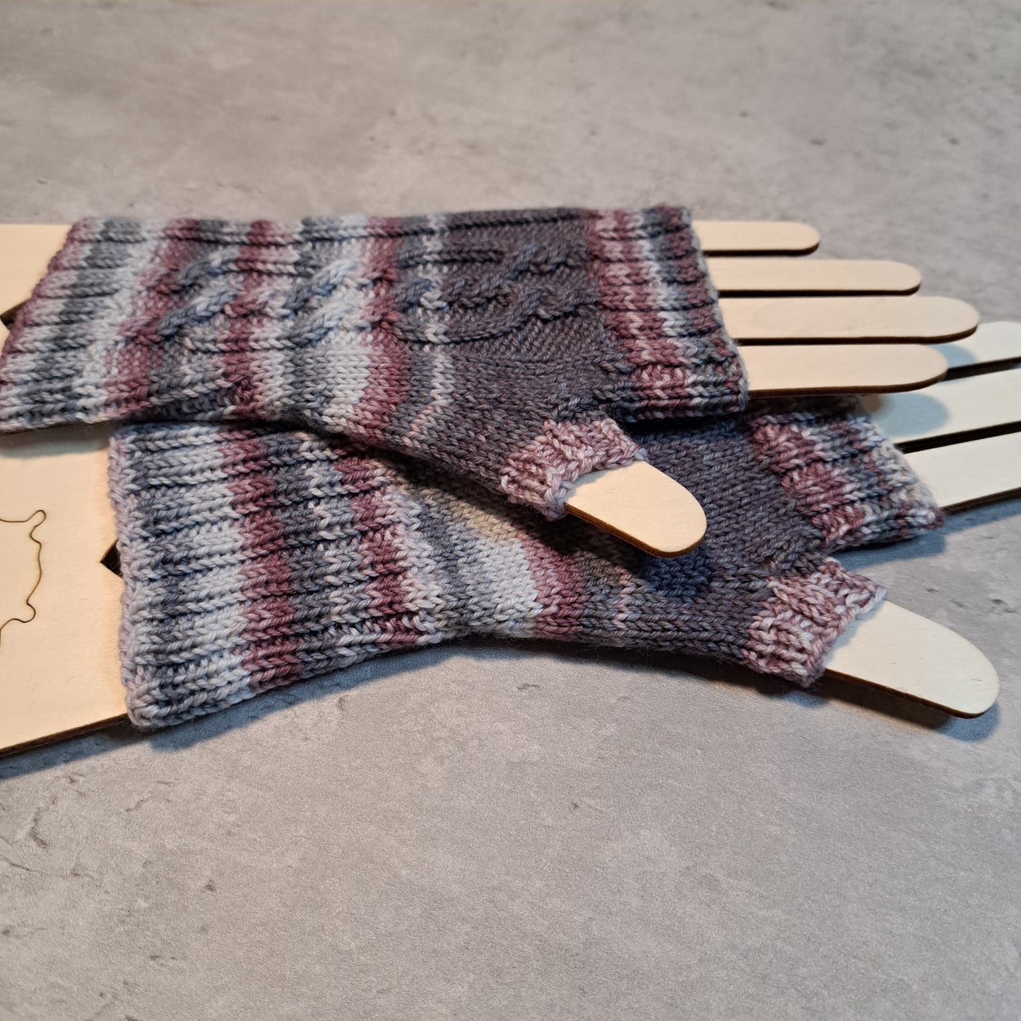 Handknit Fingerless Gloves/Hand Warmers, size small (22-06)