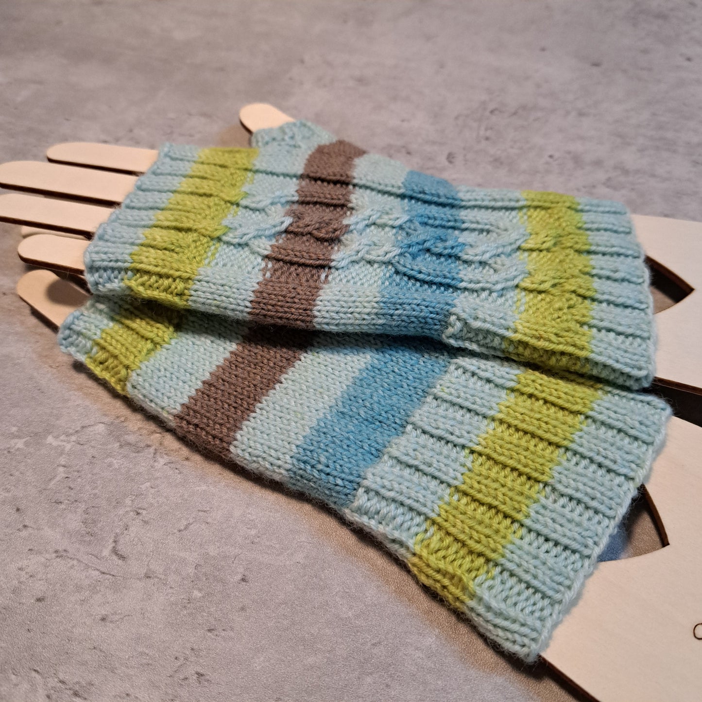 Handknit Fingerless Gloves/Hand Warmers, size small (22-03)