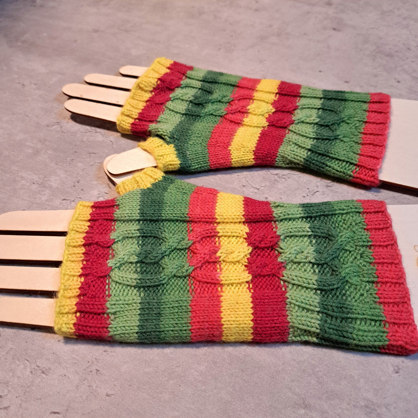 Handknit Fingerless Gloves/Hand Warmers, size medium (23-09)