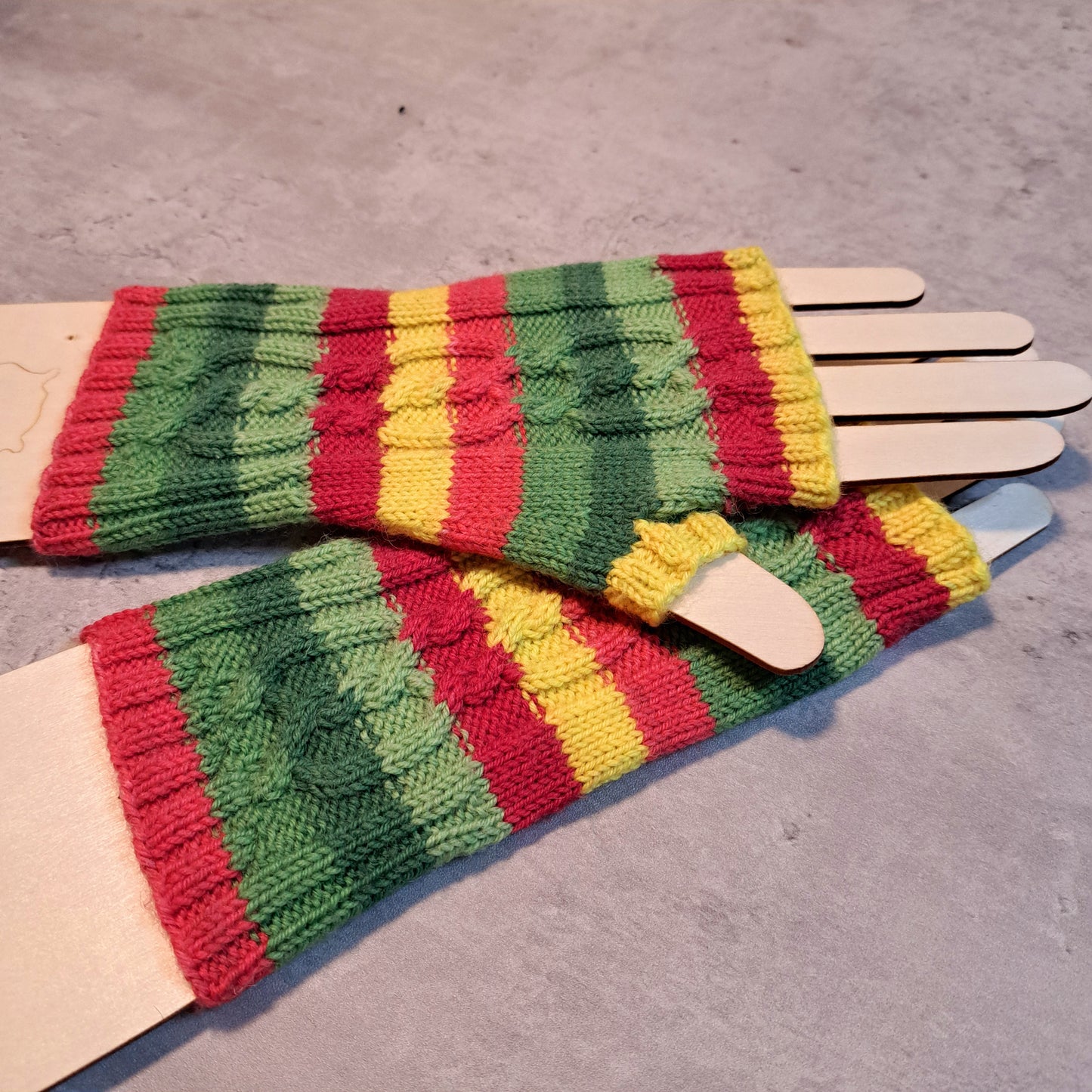 Handknit Fingerless Gloves/Hand Warmers, size medium (23-09)