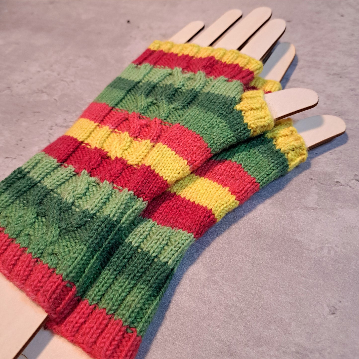 Handknit Fingerless Gloves/Hand Warmers, size medium (23-09)