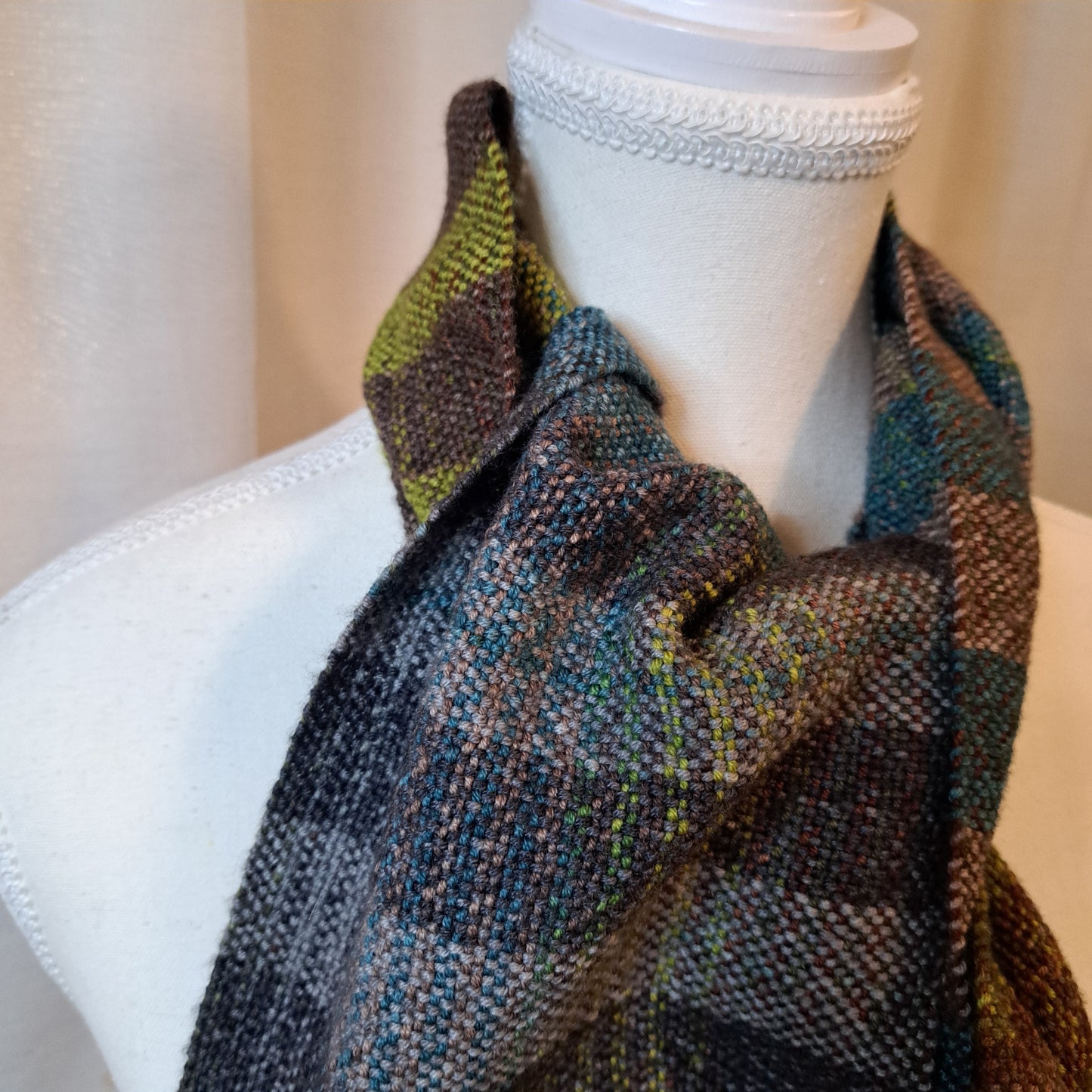 Handwoven Scarf (25-04)