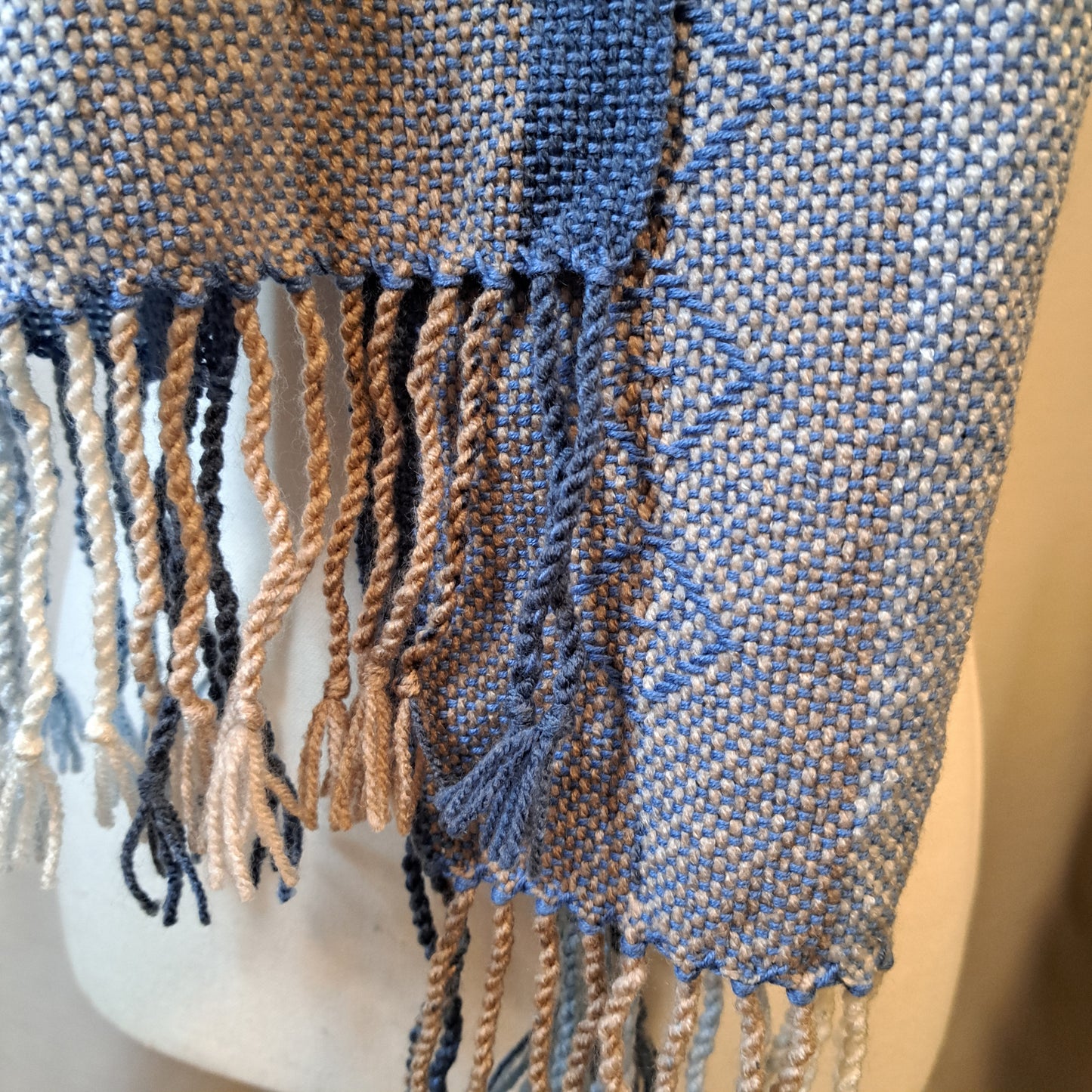 Handwoven Scarf (25-21)