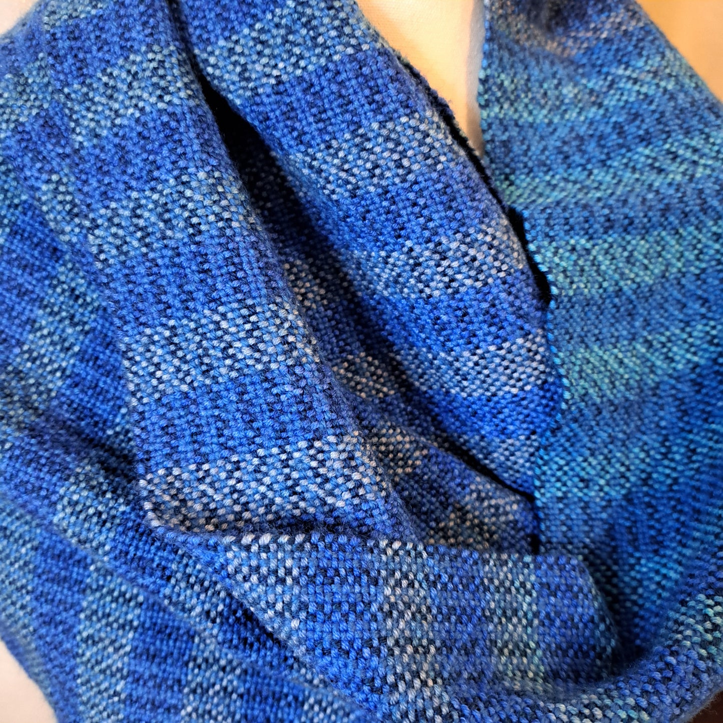 Handwoven Scarf (25-08)