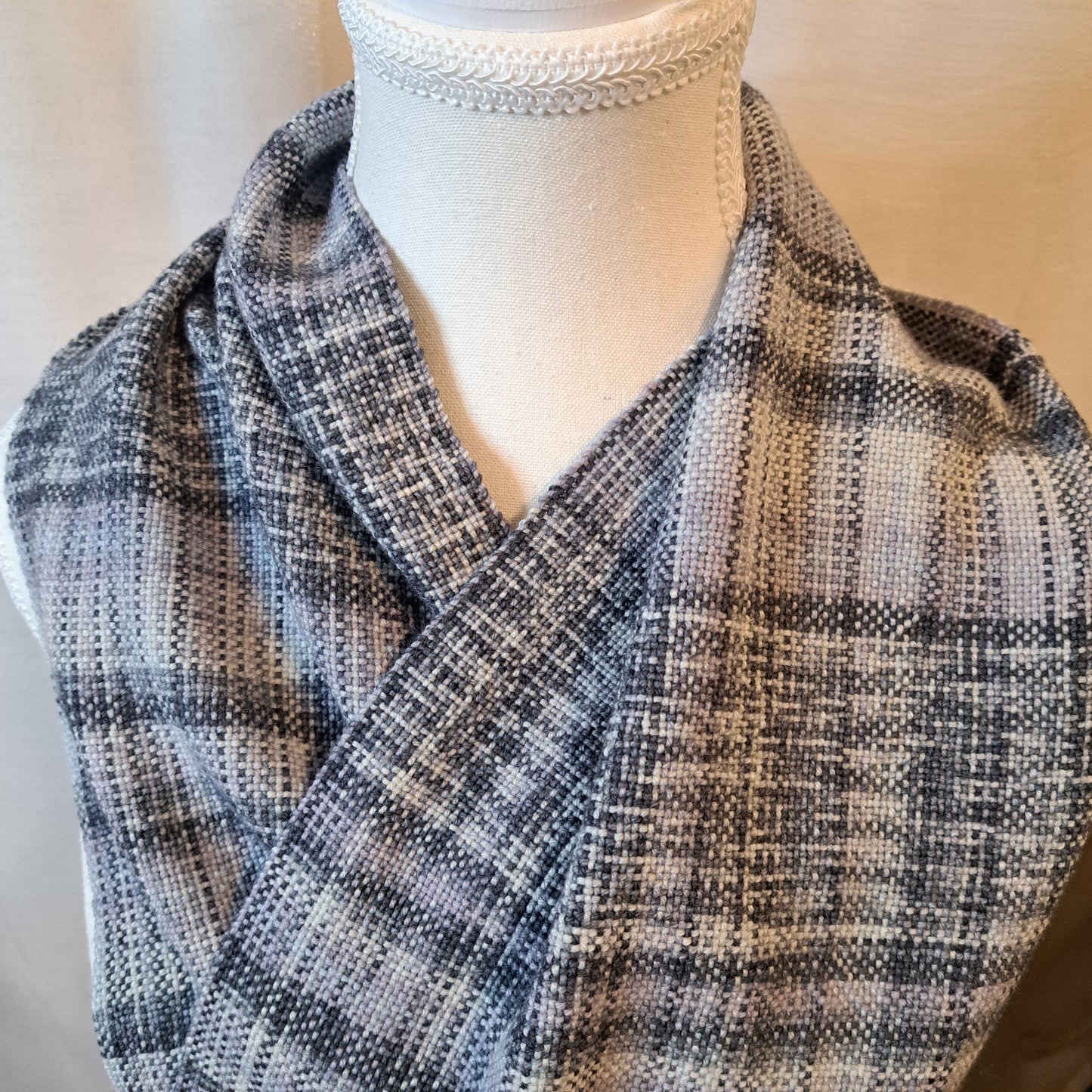 Handwoven Scarf (23-18)