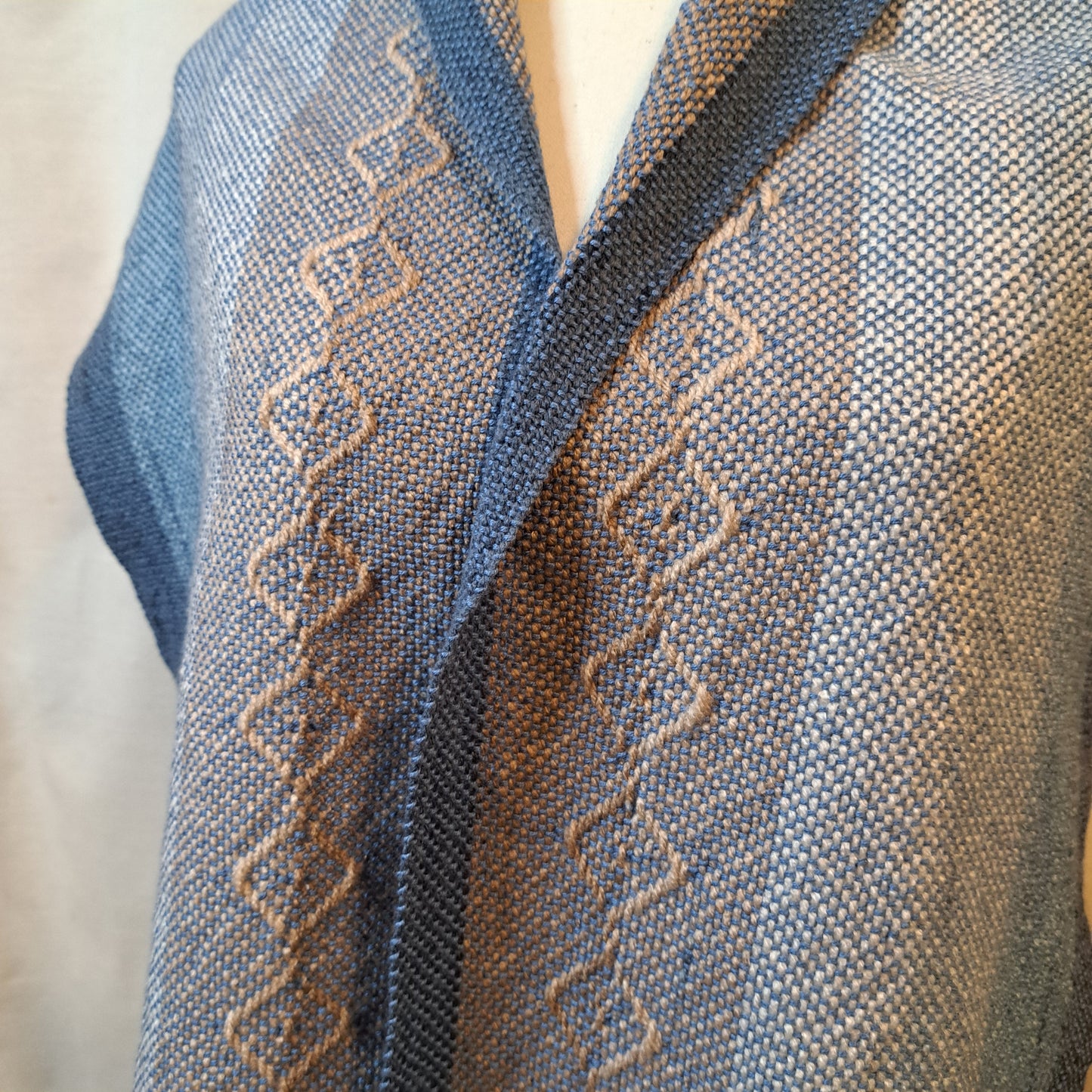 Handwoven Scarf (25-21)