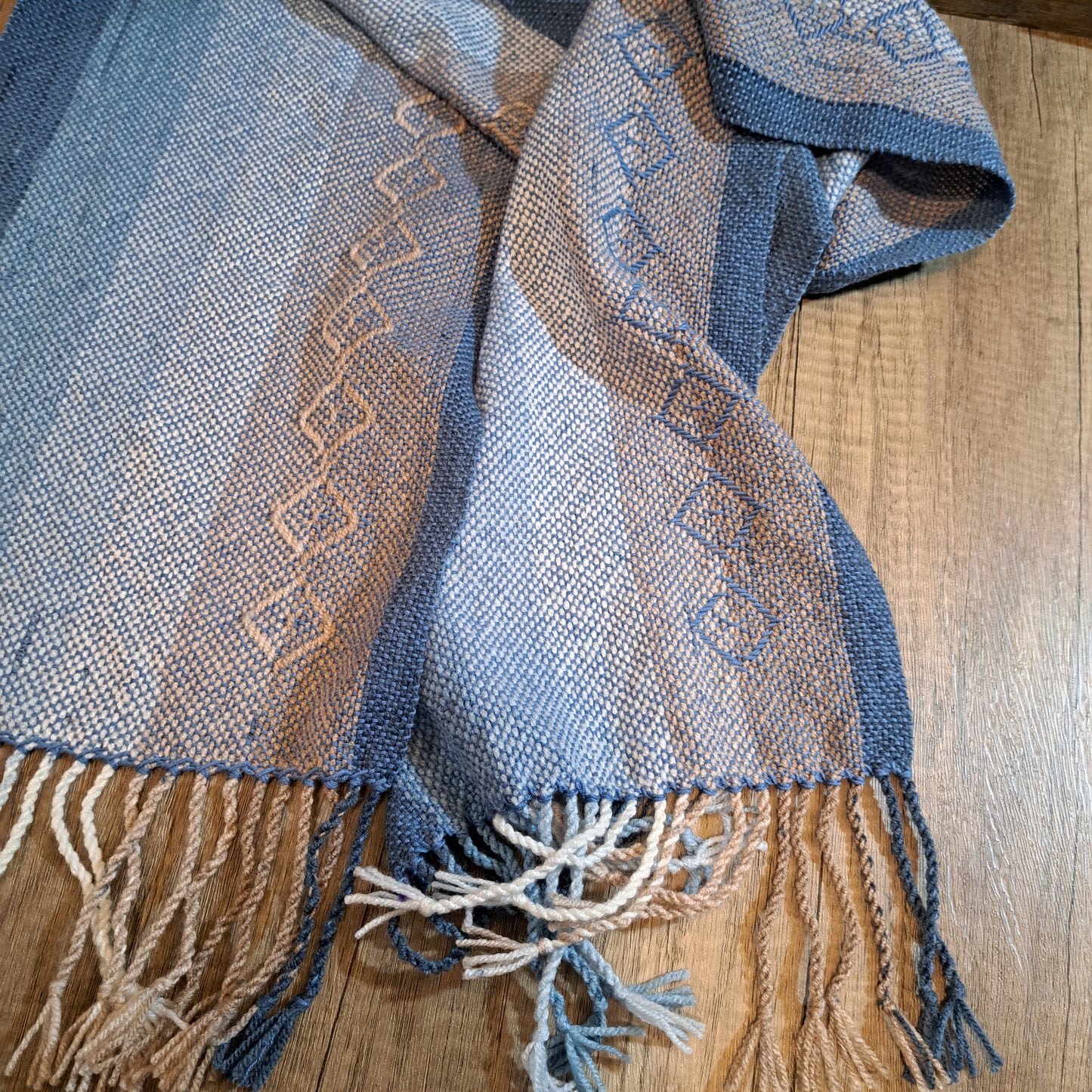 Handwoven Scarf (25-21)