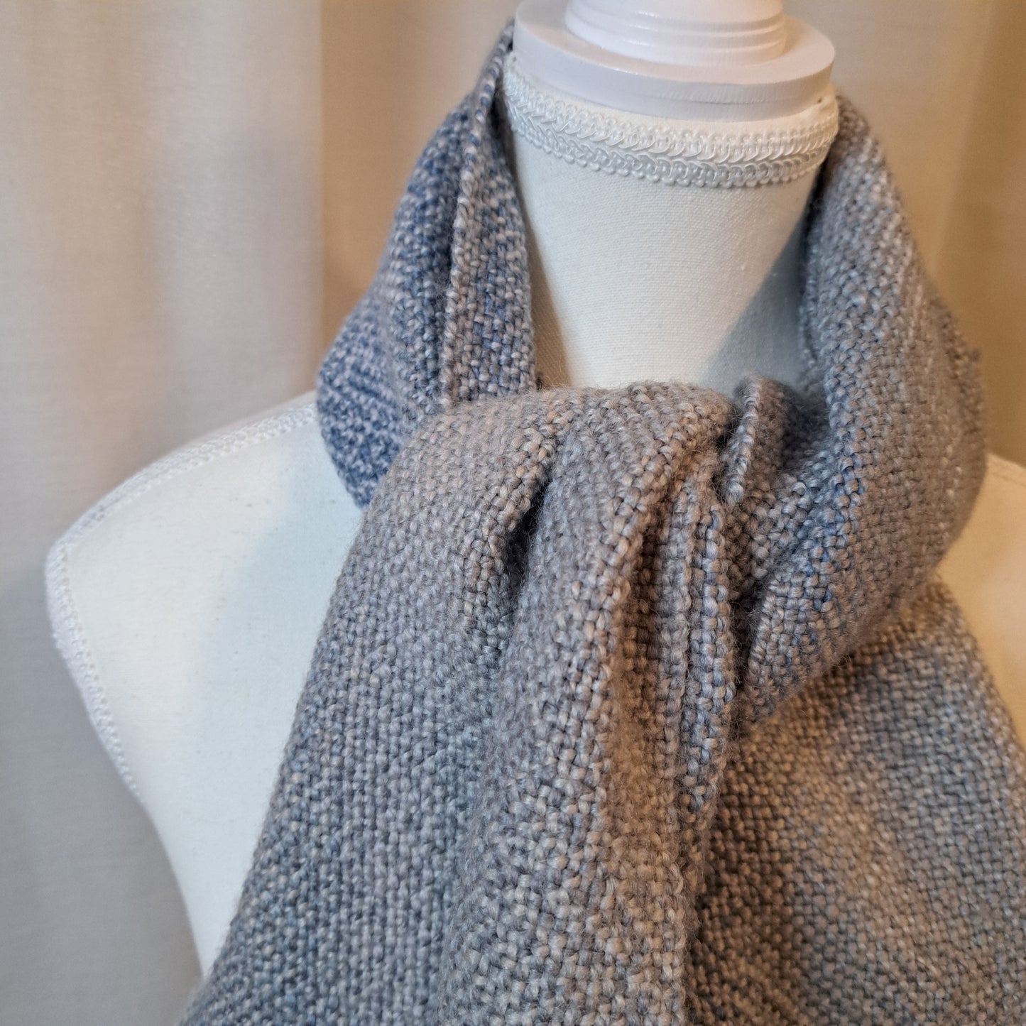 Handwoven Scarf (25-18)