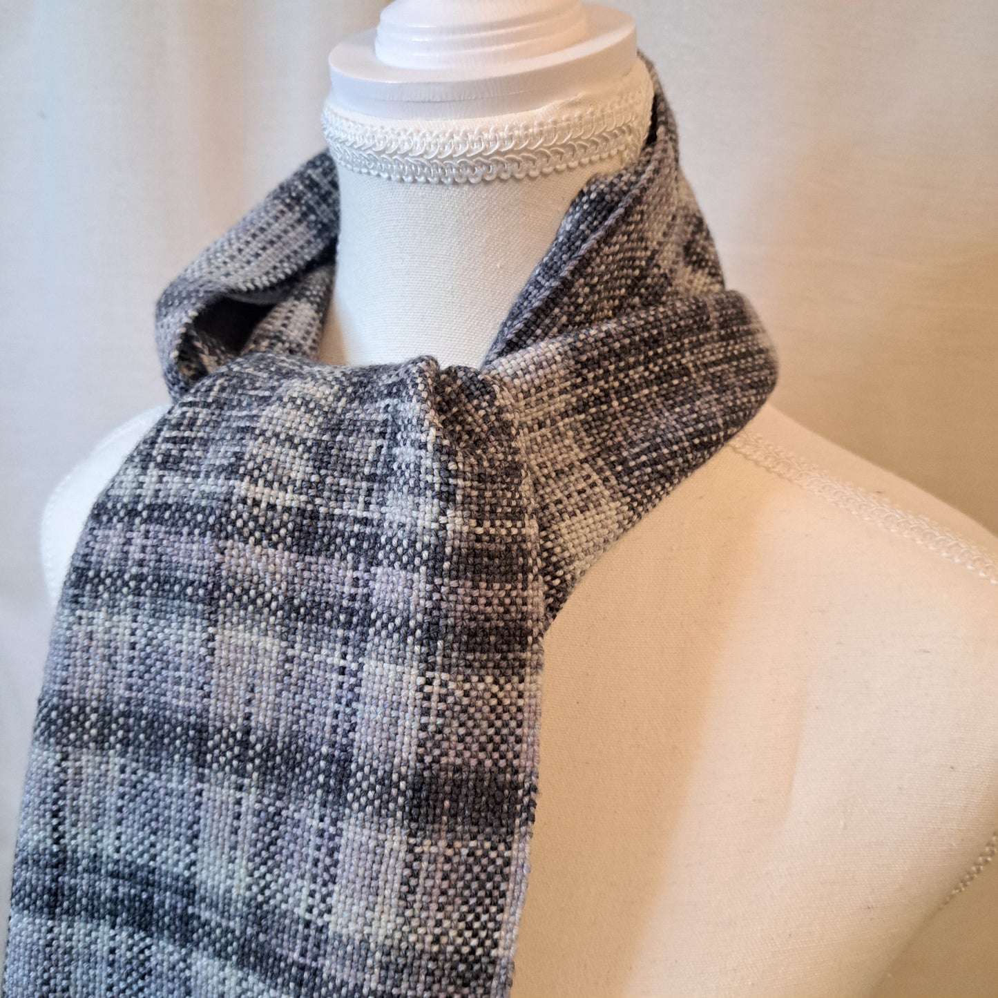 Handwoven Scarf (23-18)