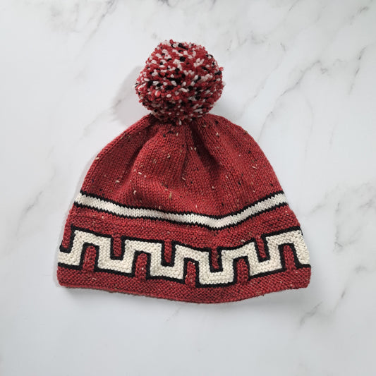 Handknit Crenellations Hat with Pompom