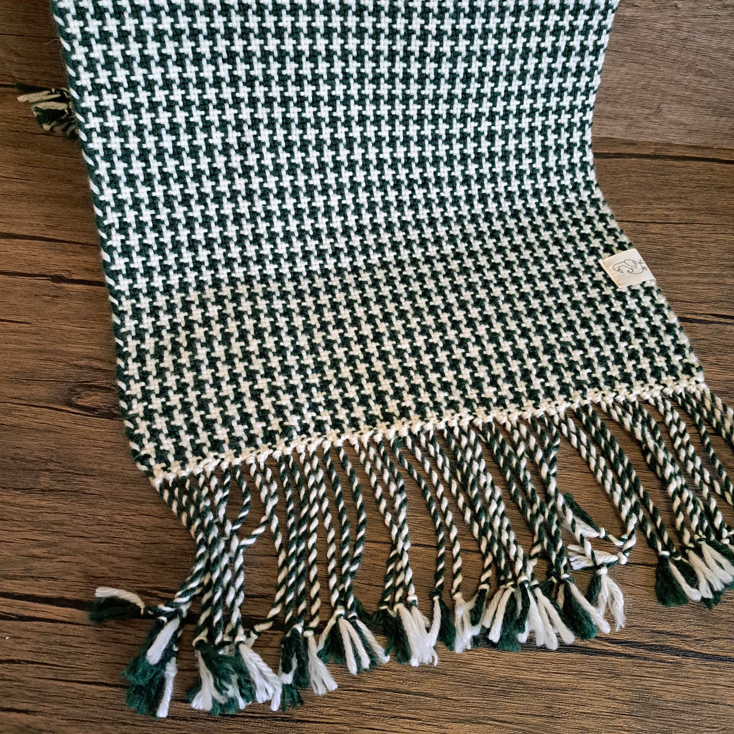 Handwoven Ivy Green and Cream Houndstooth Blanket Scarf