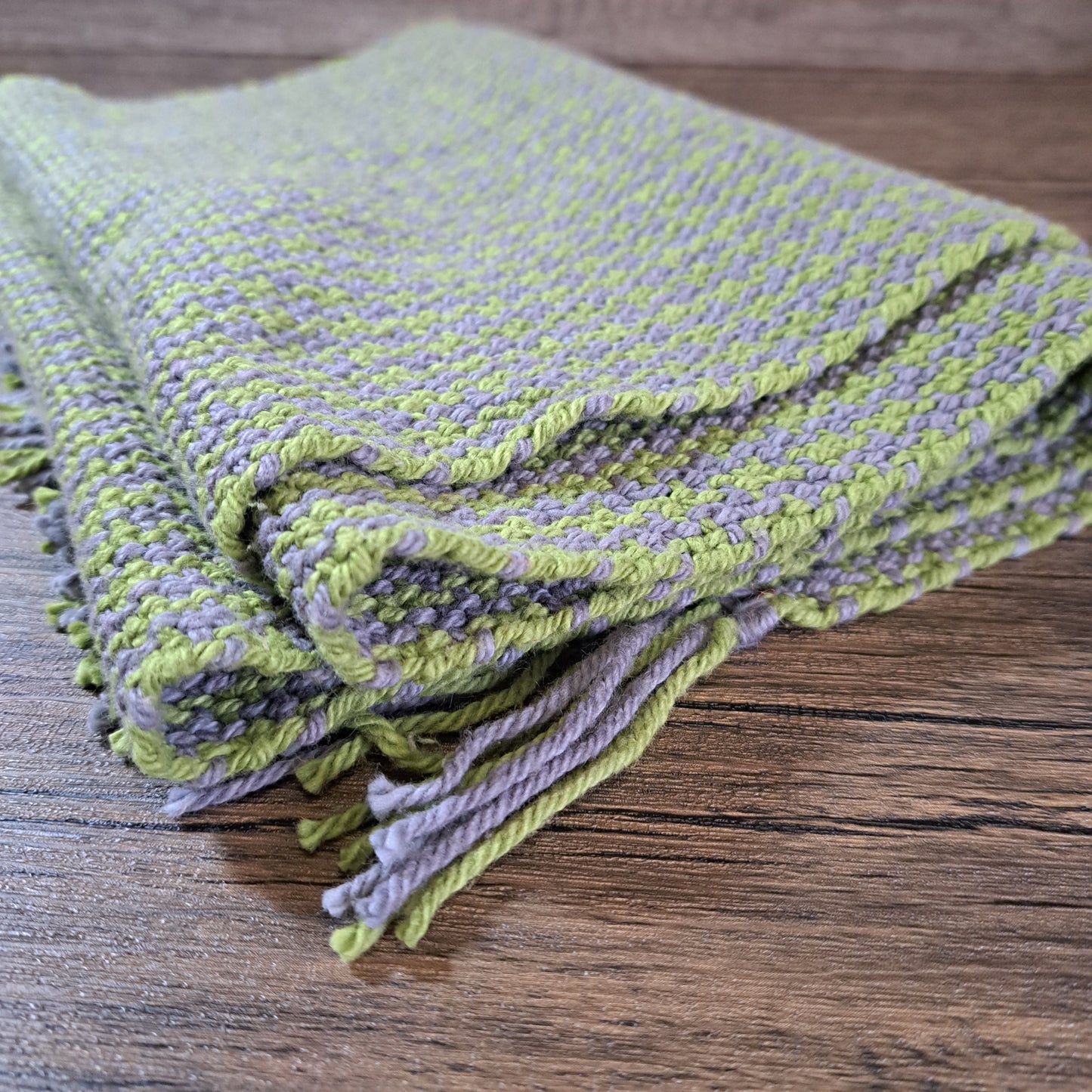 Handwoven Oyster Gray and Tobacco Green Cotton Houndstooth Scarf