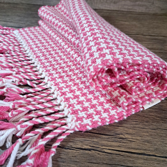 Handwoven Bubblegum Pink and Cream Houndstooth Scarf